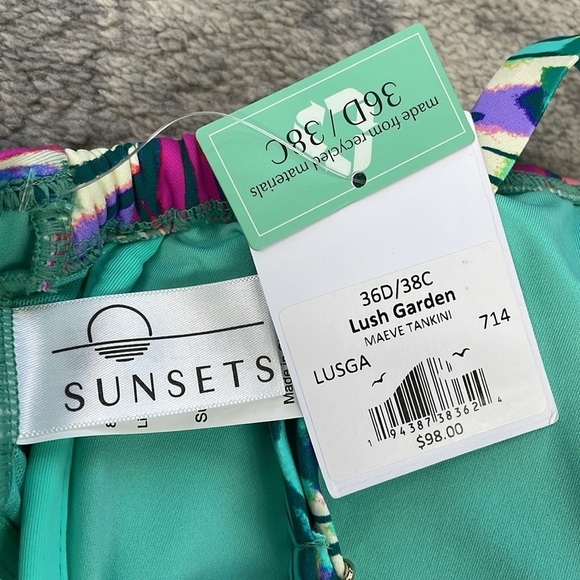 NWT Sunsets Lush Garden Maeve Tankini Colorful Floral Underwire Sz 36D 38C - Picture 8 of 13